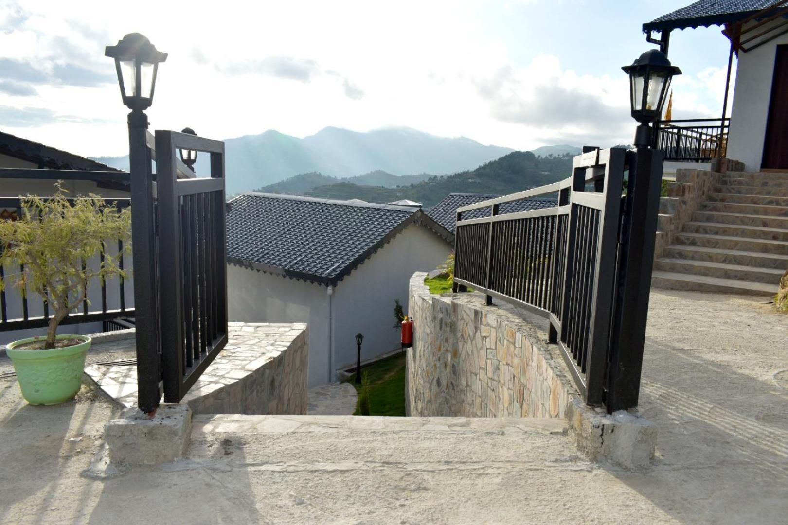 Rega Manivedya The Jungle Trail Resort Mukteshwar Exterior foto