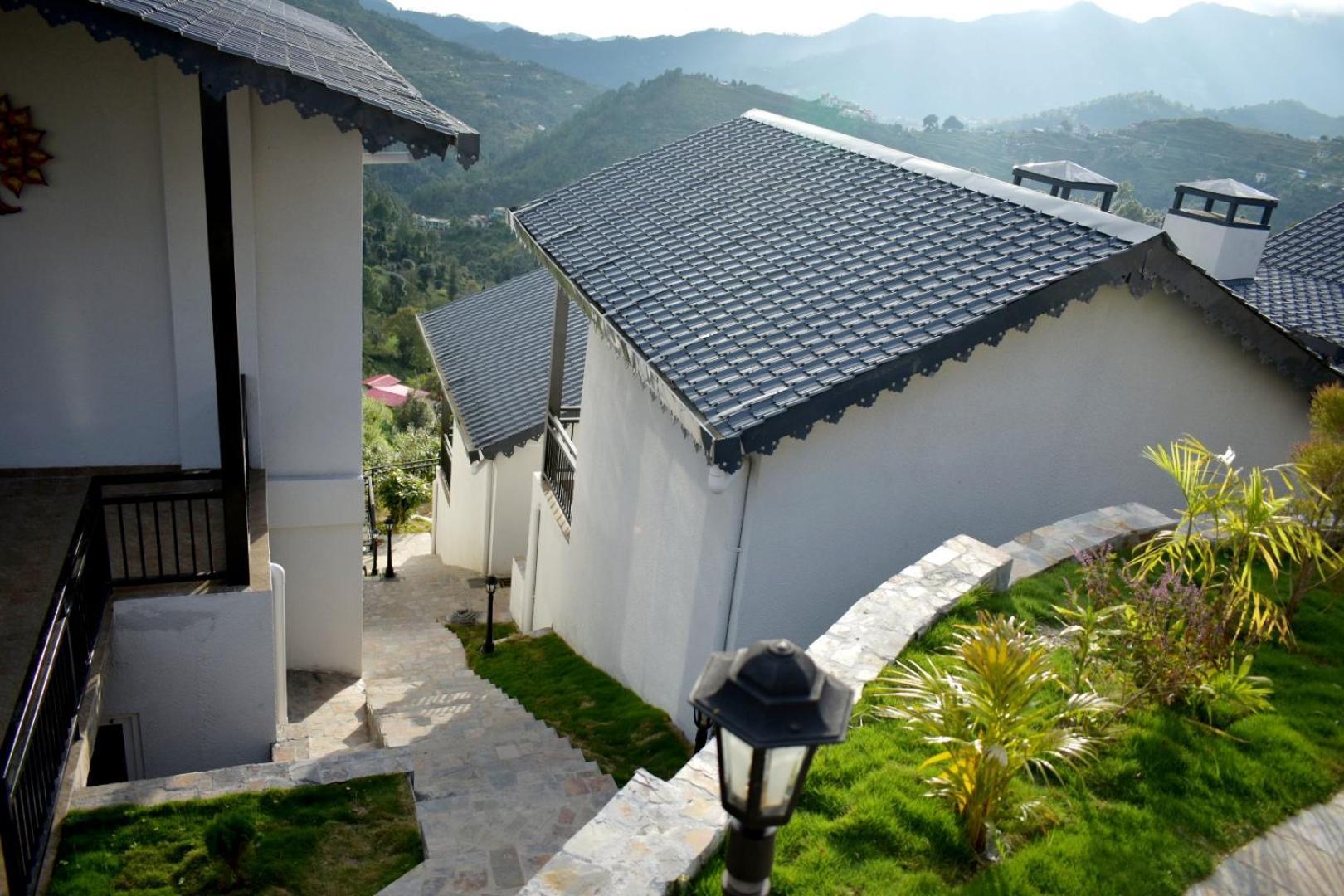 Rega Manivedya The Jungle Trail Resort Mukteshwar Exterior foto